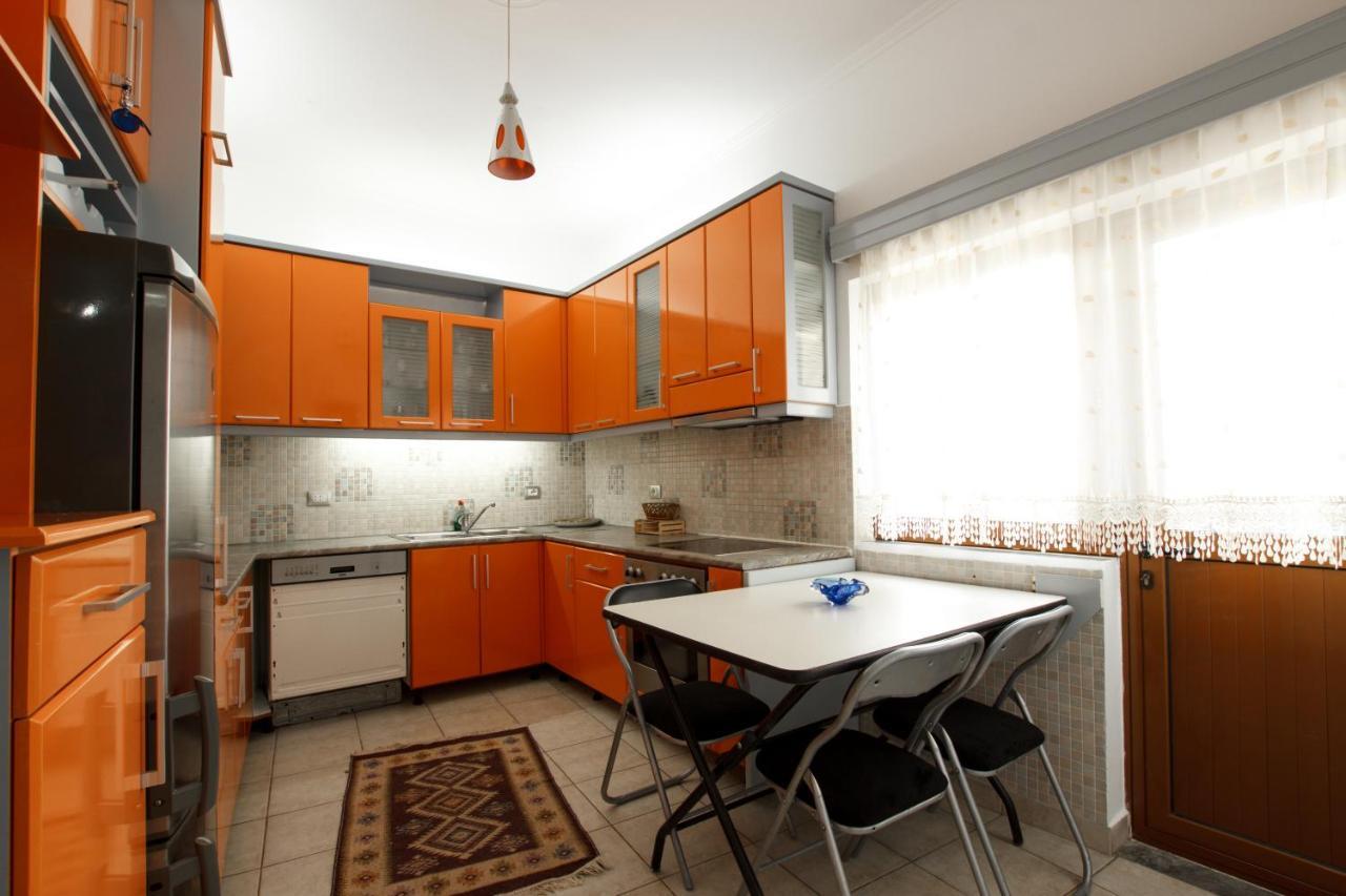 Emblematic House Apartment 2 Gjirokastër Quarto foto